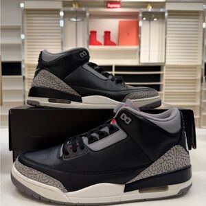 Air Jordan 3 Retro OG 'Black Cement' 2024 - WORN WITH DAMAGED BOX